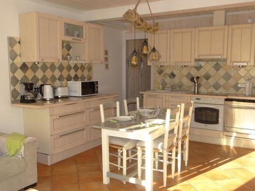 Appartement Cavalaire-sur-Mer 3 pièces 4 personnes - FR-1-100-98 - image 10