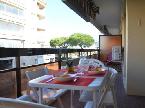 Appartement Sainte-Maxime, 2 pièces, 4 personnes - FR-1-226-322