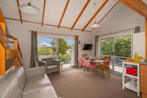 A szálláshely kívülről, Pauanui Beach Therapy - Pauanui Holiday Home in Pauanui
