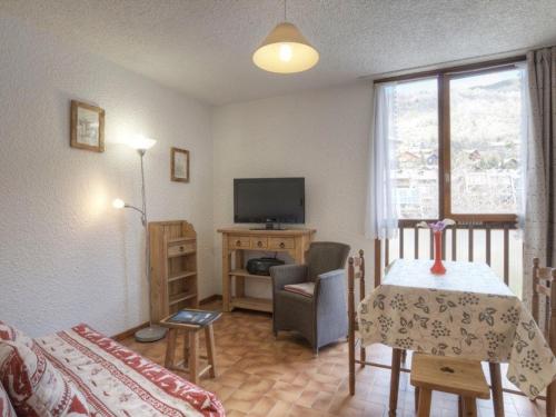 Studio cosy pour 2, Serre-Chevalier Chantemerle - Proche pistes, parking, casier à ski, animaux acceptés - FR-1-330E-62 - Location saisonnière - Saint-Chaffrey