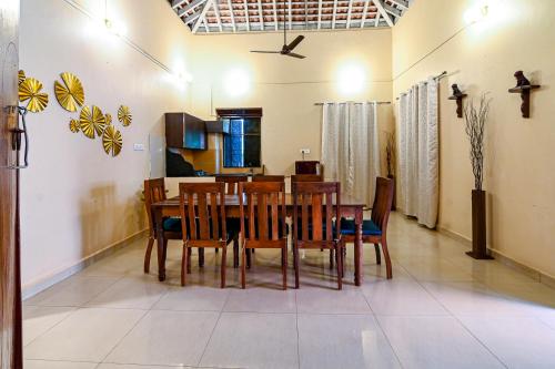 HERITAGE 7BHK VILLA WITH PRIVATE POOL close to BAGA BEACH