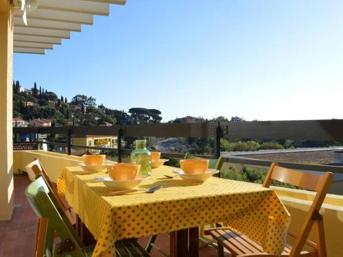 Appartement Le Lavandou 2 pièces 4 personnes - FR-1-251-174 - main image