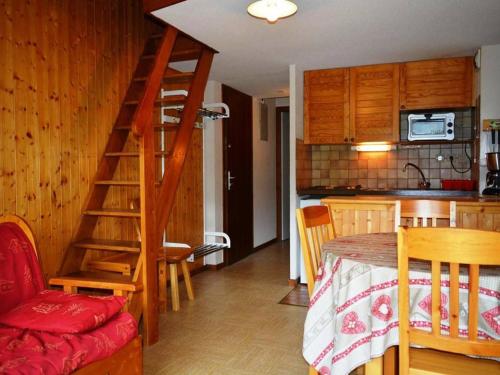 Appartement Le Grand-Bornand, 1 pièce, 4 personnes - FR-1-241-170 Le Grand Bornand