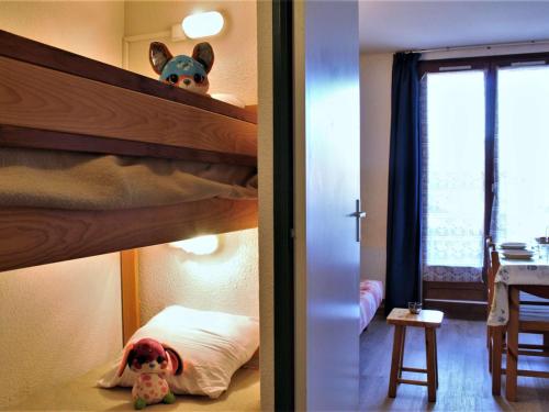 Studio cosy cœur de station 2 pers, balcon, proche remontees mecaniques, animaux acceptes - FR-1-330 in Risoul ciems