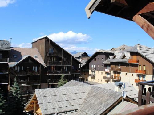 Studio cosy cœur de station 2 pers, balcon, proche remontees mecaniques, animaux acceptes - FR-1-330 in Risoul ciems
