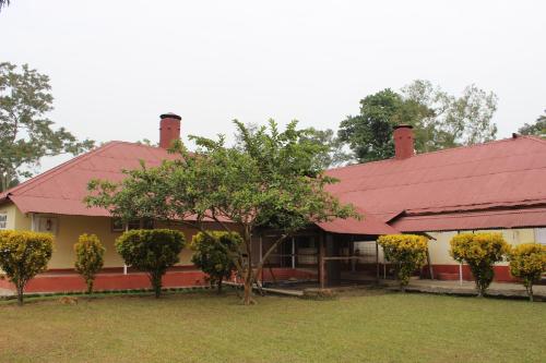 Wathai Heritage Bungalow - Bhim Pathar