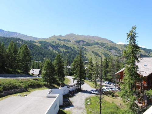 Studio cosy à Vars avec balcon proche pistes et commerces parking inclus - FR-1-330B-38 - image 3