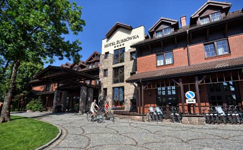 . Hotel Żubrówka Spa & Wellness