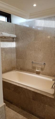 Ts service suites at Times Square - image 8