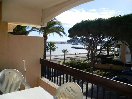 Appartement Cavalaire-sur-Mer, 2 pièces, 4 personnes - FR-1-226B-153 - Location saisonnière - Cavalaire-sur-Mer