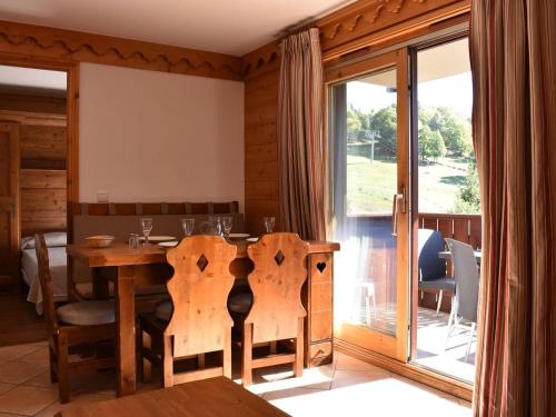 Appartement cosy avec piscine, 3 pieces pour 6 personnes a Meribel Village, proche des pistes - FR-1 in Meribel Village
