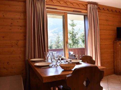 Appartement cosy avec piscine, 3 pieces pour 6 personnes a Meribel Village, proche des pistes - FR-1 in Meribel Village