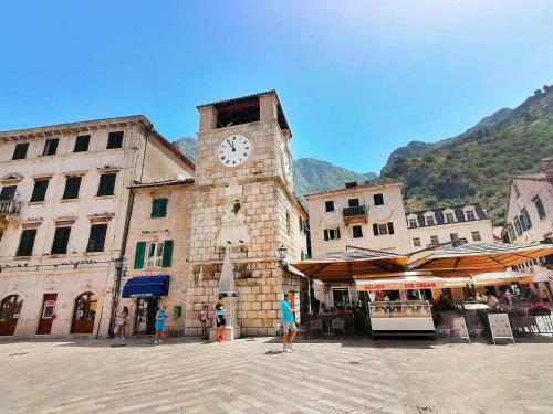 附近景點, Bay of Kotor View Apartment with pool in 普坎傑