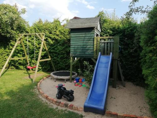 Cudodomek na Mazurach w Woszczelach koło Ełku Cudodomek na Mazurach w Woszczelach koło Ełku