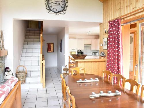 Chalet Méribel 6 pièces 12 personnes - FR-1-180-195 - main image