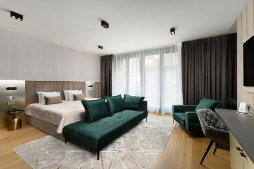 Emerald Downtown Luxury Suites by Continental Group - image 6