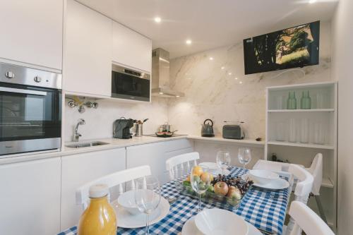 ห้องส่วนกลางสำหรับนั่งเล่น/ดูทีวี, Best Houses 61 - Lusiadas II in เปนิคี