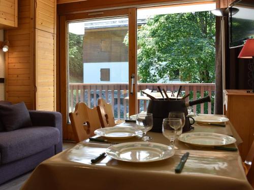 Appartement 3 pieces, piscine, skis aux pieds, centre de Meribel - FR-1-180-136 in 梅里貝勒