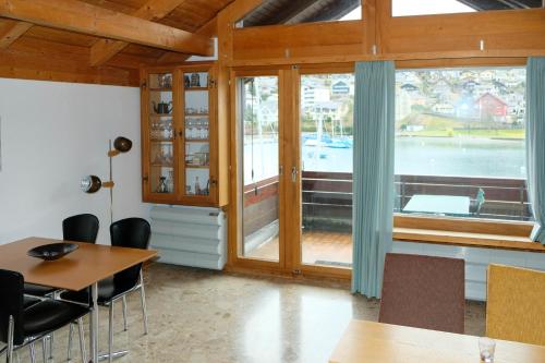  Seewohnung 1, Pension in Spiez