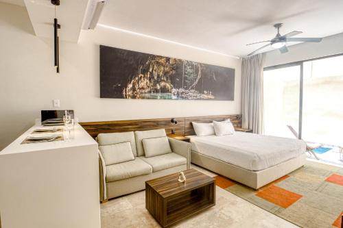 Moonlight 002 at Aldea Zama