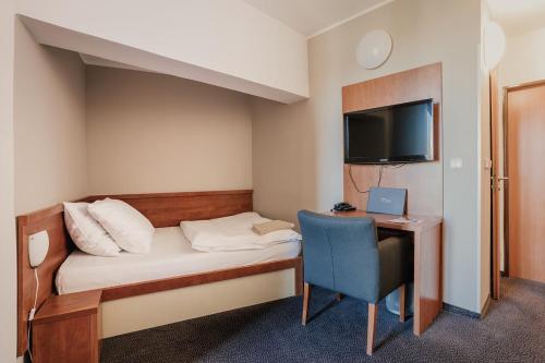 Atrium Hotel - image 14