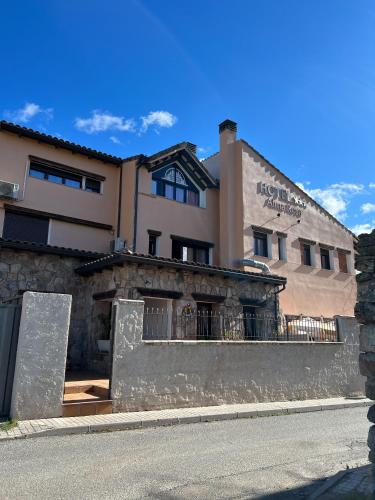 . Hotel Alma Rosa