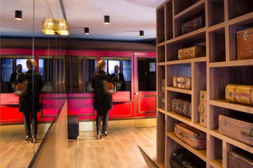 Hotel Whistler - image 8