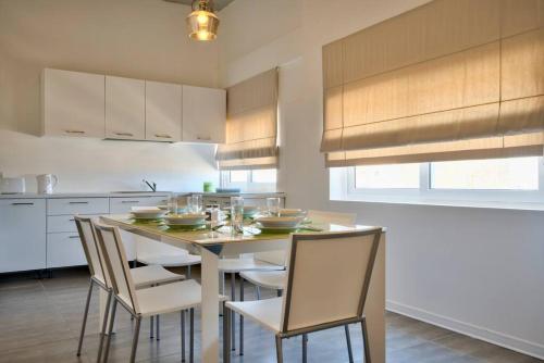 Two-Bedroom Apartment image 3