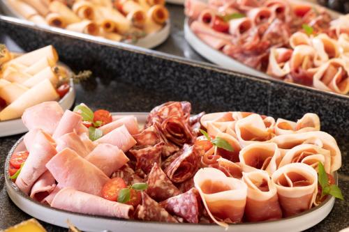 Grand Hotel Chicago - image 9