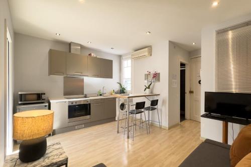 ApartEasy - Gracia Apartments 2