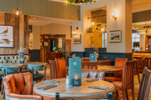 레스토랑, Grouse & Claret, Matlock by Marston's Inns in 매트로크