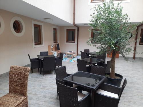Restorāns, Végvári Hotel Eger (Vegvari Hotel Eger) in Eger