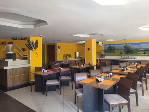Ibiza Barra Hotel in Joatinga
