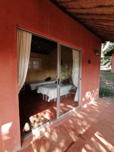 2 bedrooms, 4 beds