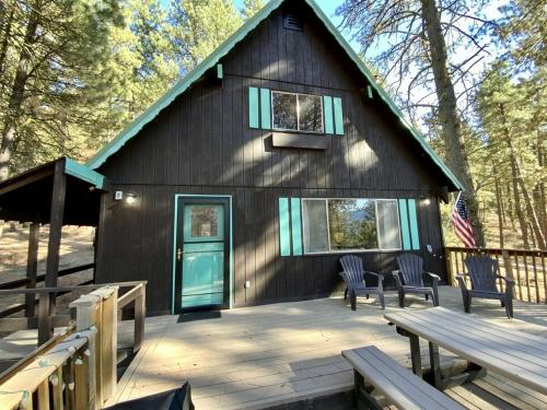 . Mint Chip Cabin by Casago McCall - Donerightmanagement