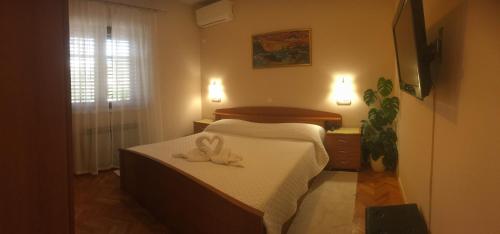  Holiday home Sandra in Žrnovo