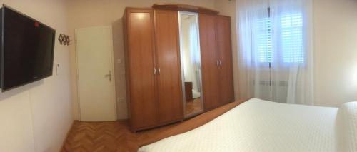  Holiday home Sandra in Žrnovo