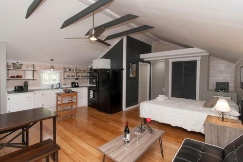 Cajun Stays The Attic - Pet Friendly