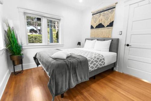 Culver city 2 bedroom walking distance to downtown