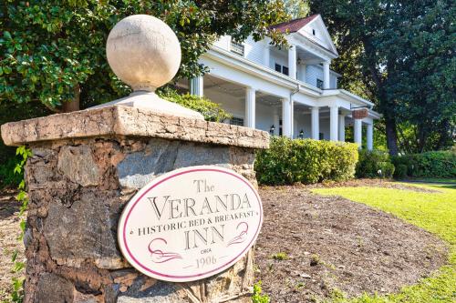 408841101 Veranda Historic Inn