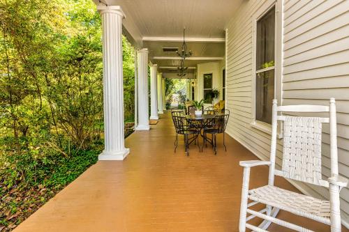 408841107 Veranda Historic Inn