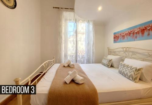 Three-Bedroom Apartment image 10