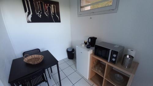 Adorable studio avec entree independante - Ouges