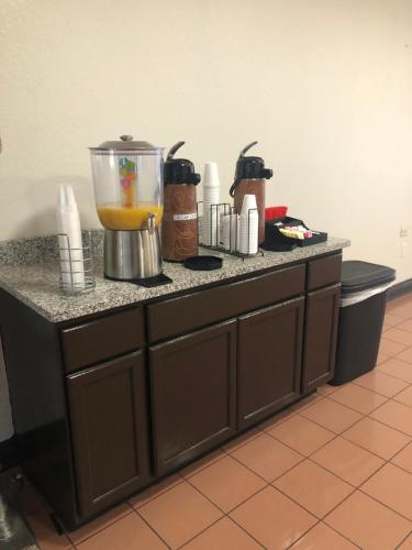 SureStay Plus Hotel by Best Western Lexington - image 11
