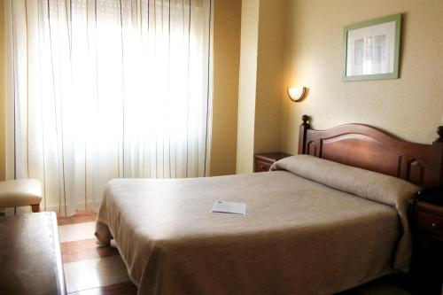 Hotel Sevilla - image 4