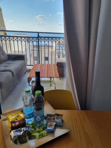 Sunset and sea view, wifi and more in Ашкелон