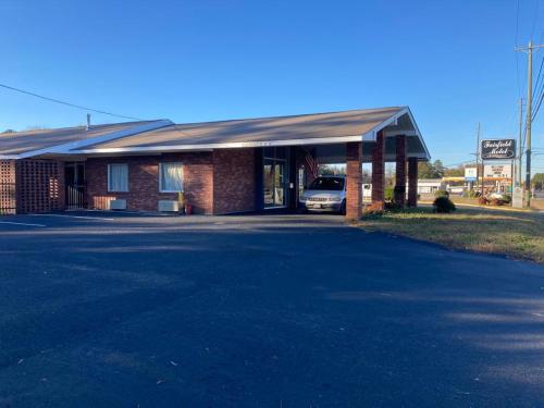FAIRFIELD MOTEL OF WINNSBORO