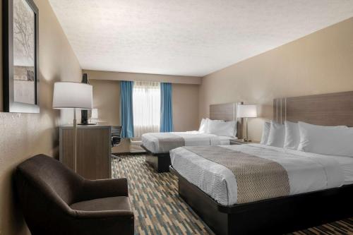 Best Western Edinburgh/Columbus Room Type - Queen Room with Two Queen Beds - Non-Smoking