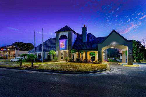 Motel 6 Birmingham AL - Medical Center - image 12
