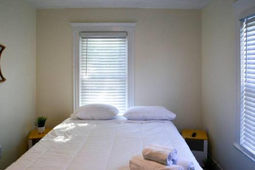 Modern Three Bedroom Condo - Boston in Wakefield (MA)